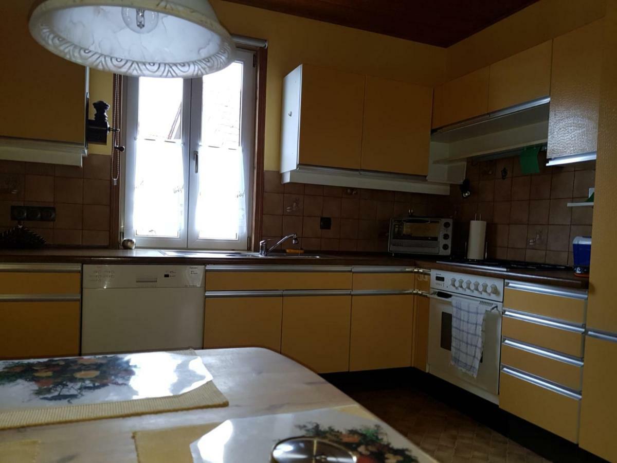 Ferienwohnung Zentrumsnah エスリンゲン エクステリア 写真